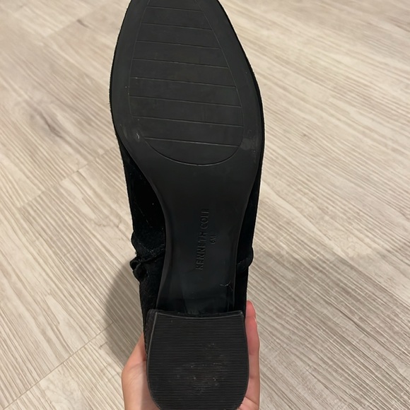 Kenneth Cole women’s booties - Picture 4 of 10